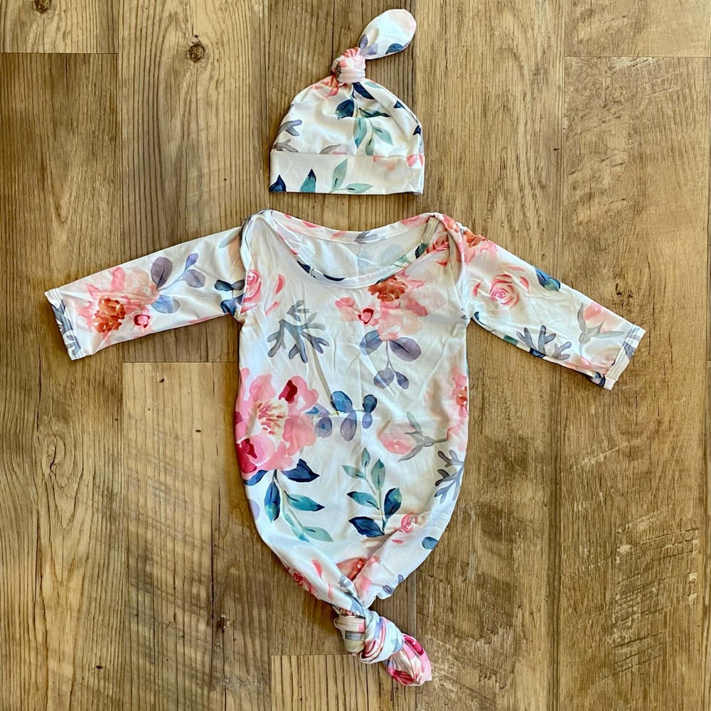 Floral Baby Knotted Gown With Hat